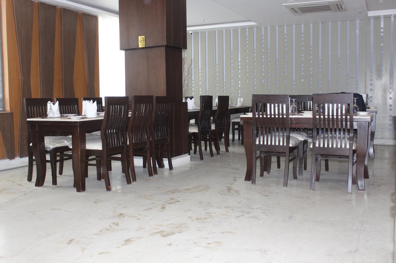 Ishanika Hotel Lucknow